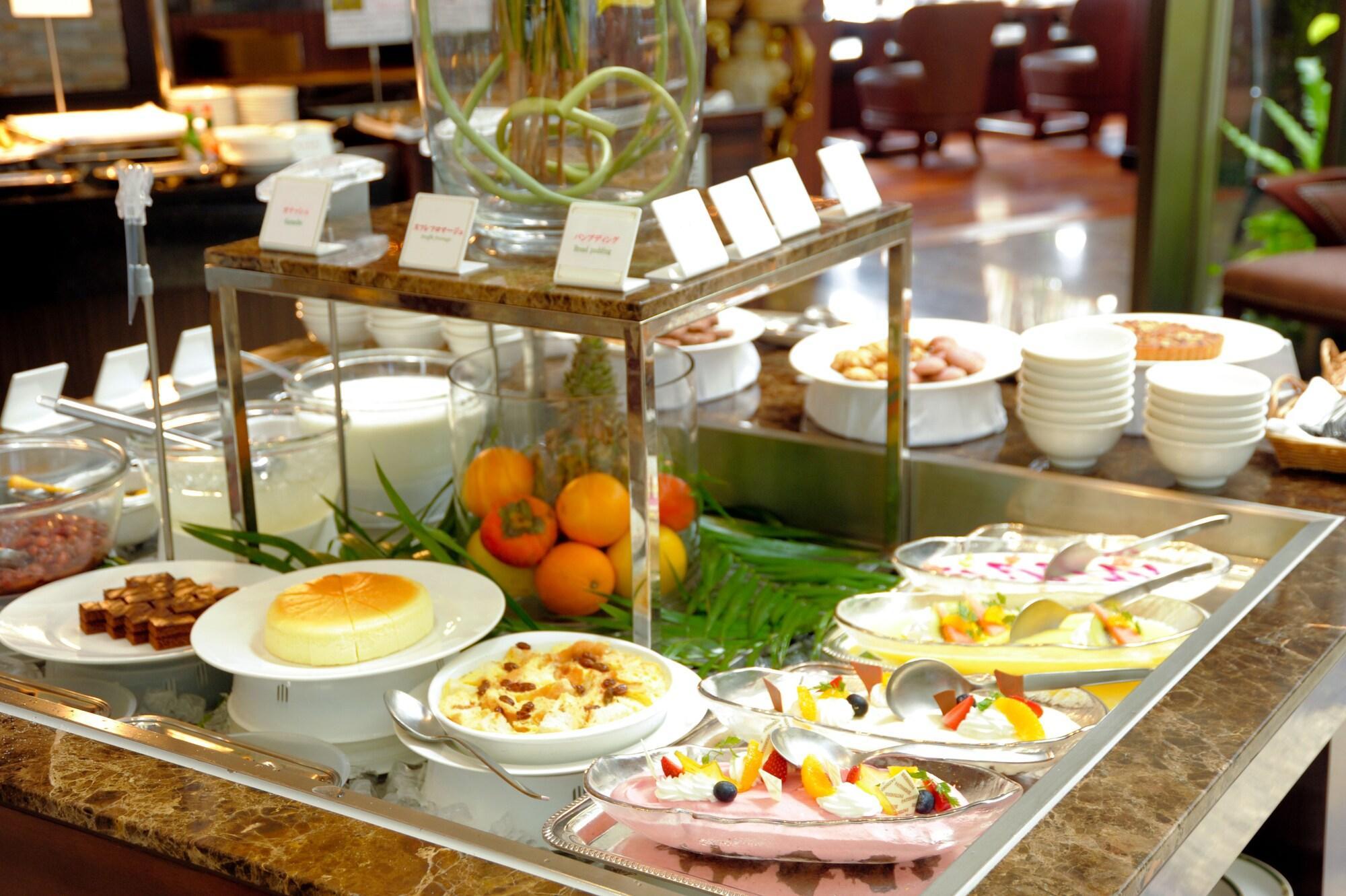 Okinawa Kariyushi Urban Resort Naha Exteriör bild